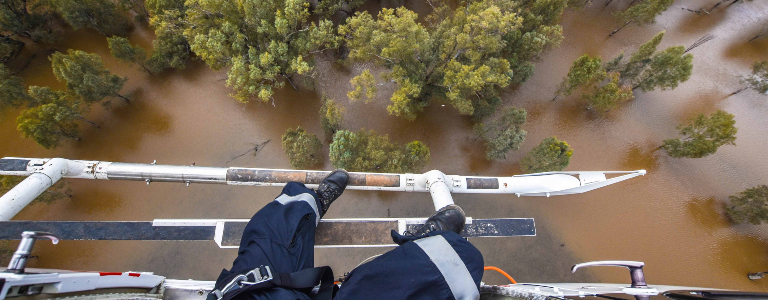 Helicopters-for-flood-relief